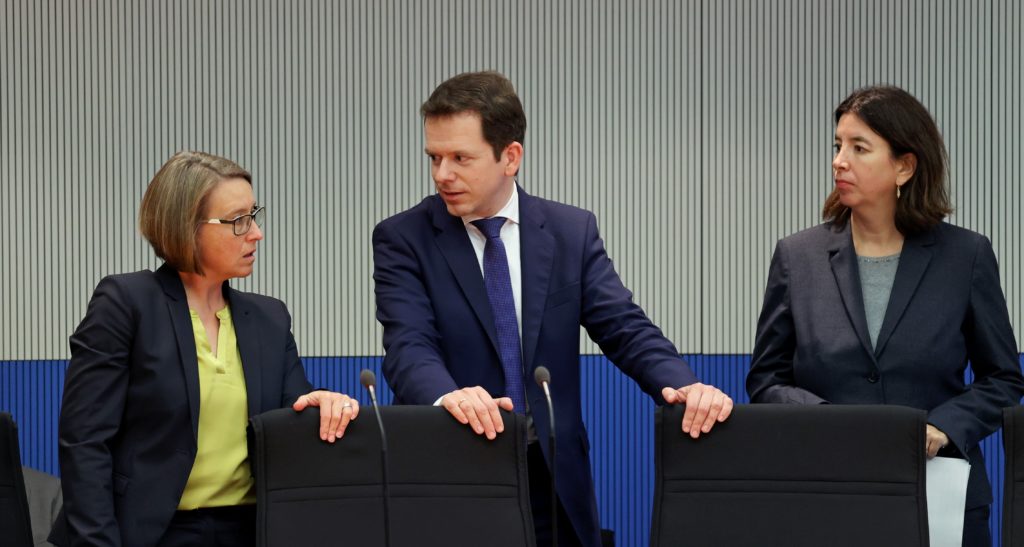 Ausschussarbeit martinplum.de